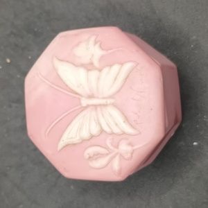 Vintage signed pink butterfly cameo  trinket box